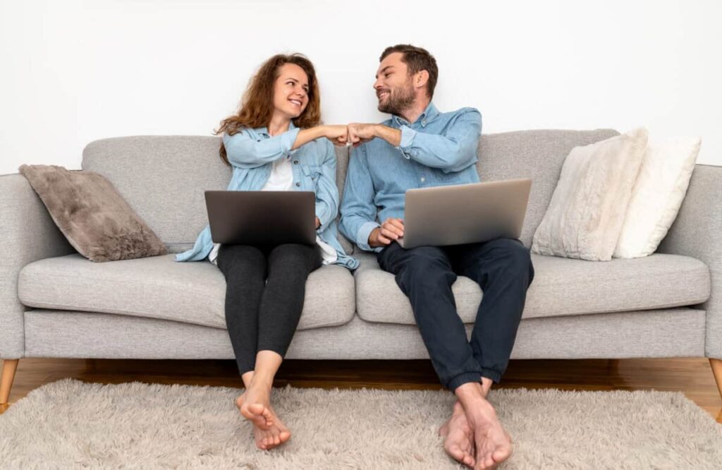 2 Dividend Stocks to Buy Today and Feel Good Holding for at Least 5 Years