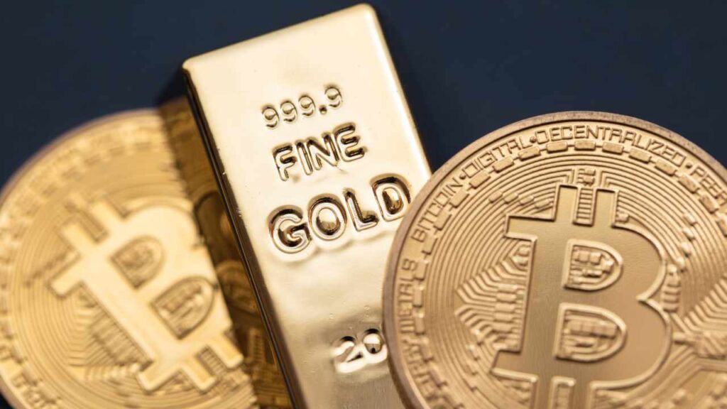 Bitcoin Moves Closer to Gold as US Debt Revives Debasement Trade Bitcoin Moves Closer to Gold as US Debt Revives Debasement Trade